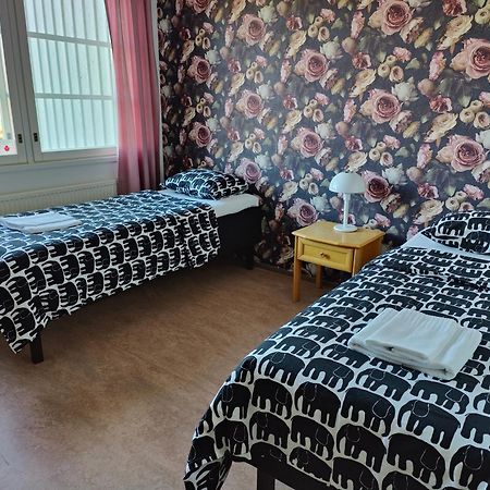 Hotelli Kaustinen Екстер'єр фото